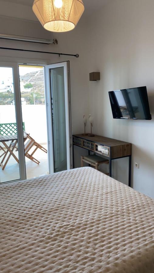 Theasis Apartment Pera Gyalos Exterior photo